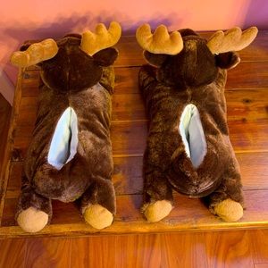 Adorable moose slippers!